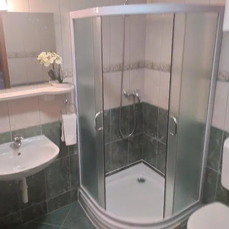 Apartmán In With Sea View, Balcony, Air Conditioning Wifi 245-4 Duće