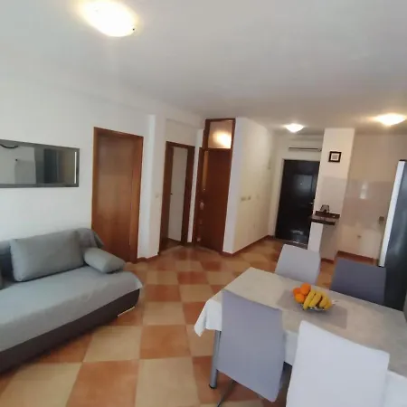 In With Sea View, Balcony, Air Conditioning Wifi 245-4 Apartmán
